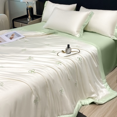 水洗冰丝夏被四件套轻奢ins风刺绣夏凉被三件套空调被凉感批发