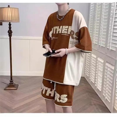 拼色华夫格休闲套装男士夏季宽松短袖短裤搭配帅气运动服男装一套