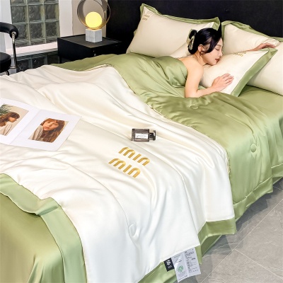 轻奢冰丝夏凉被四件套夏季丝滑裸睡空调被床上用品被子床单三件套