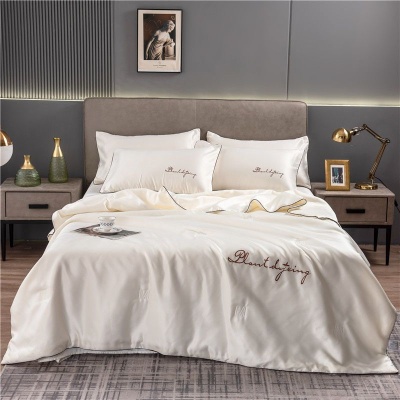 水洗夏被四件套夏季夏凉被空调被夏天可机洗床上用品三件套亚马逊