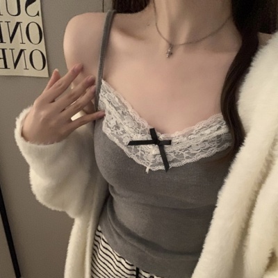 蕾丝吊带背心女2024春秋新款带胸垫一体纯欲修身显瘦内搭外穿上衣