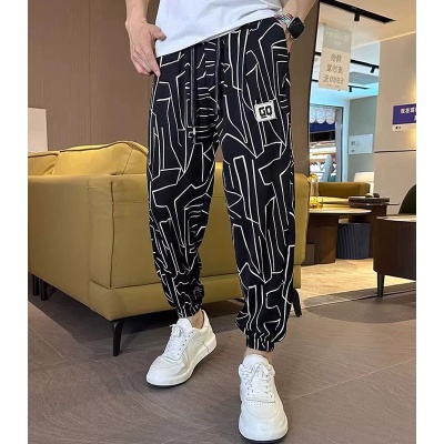 2023夏季男士新款冰丝印花休闲开叉九分裤网红青年痞帅宽松哈伦裤