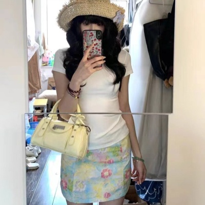 【裙子+上衣】韩系白色正肩短袖显瘦T恤小碎花半身裙女高腰A字裙