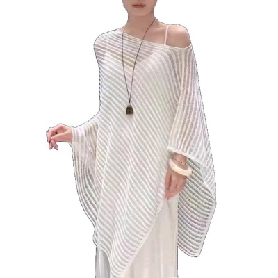 2025夏季慵懒风镂空防晒披肩斗篷外搭气质不规则立体针织衫罩衫女