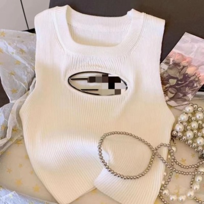 欧洲站现货镂空金属标针织无袖背心女2024新款修身显瘦辣妹装内搭