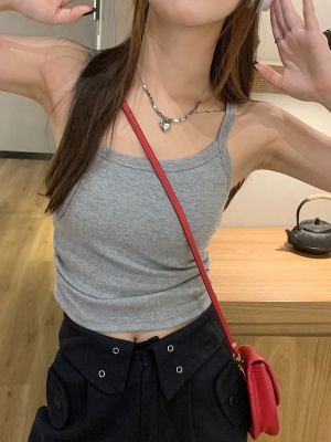 吊带背心女夏季带胸垫褶皱显瘦内搭外穿小众辣妹性感抹胸打底上衣