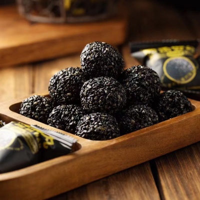 疆心域黑芝麻丸营养健康黑芝麻独立包装无添蔗糖黑芝麻丸孕妇零食