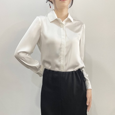 2023秋季新款缎面仿醋酸气质通勤内搭上衣翻领垂感长袖女式衬衫