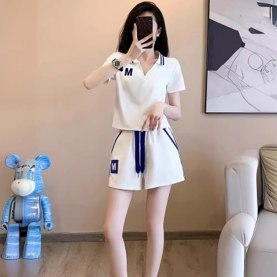 2024网红时尚跑步运动套装女夏季2024新款洋气显瘦短袖短裤两件套