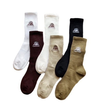 春秋复古港风ins潮韩版运动中筒男女袜露营雪山个性百搭黑白长袜